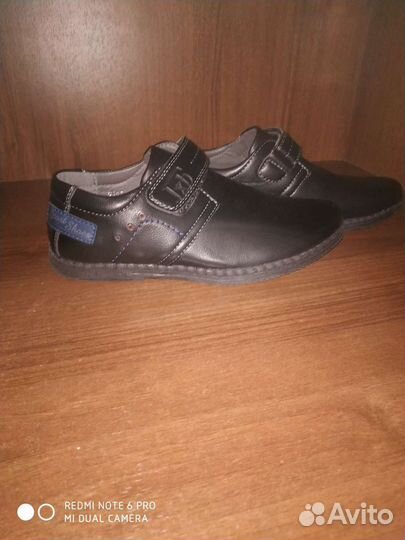 Туфли для мальчика новые