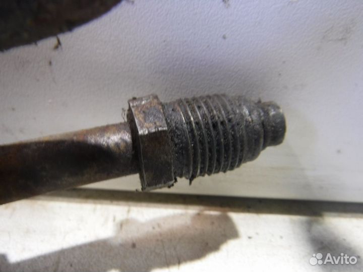 Трубка гур Mercedes W168