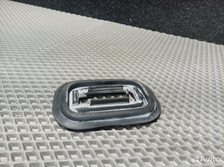 Уплотнитель Bmw X5 E70 N57D30 2012