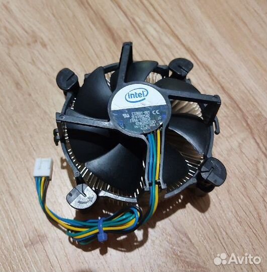Кулер Intel Подходит под сокет 775 Вопросы в личку