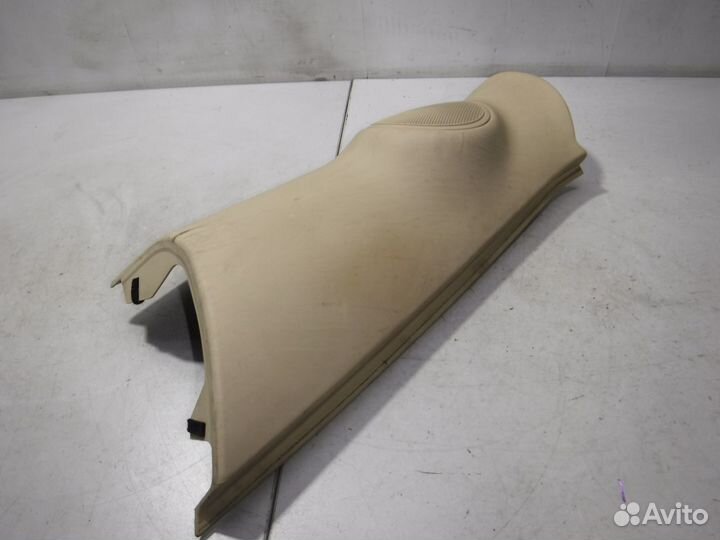 Обшивка стойки задней Range Rover Vogue