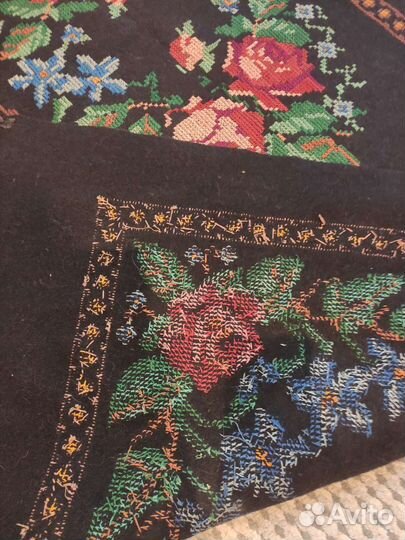 Антикварный ковер, скатерть