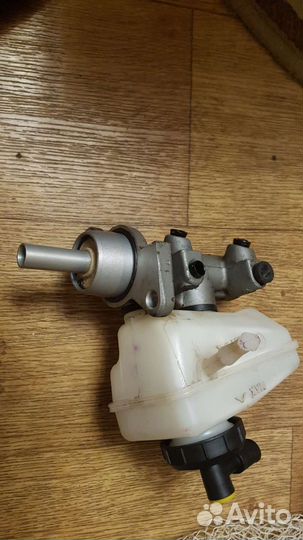 Тормазной цилиндр рено