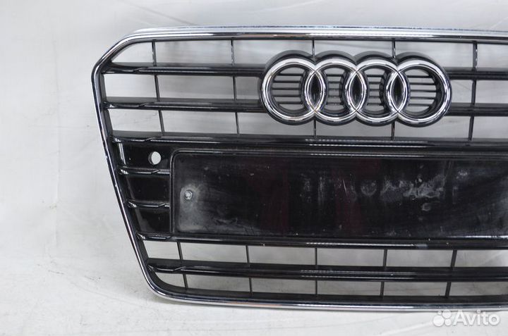 Решетка радиатора Audi A5 2013- 8T8T0853651G Б/У