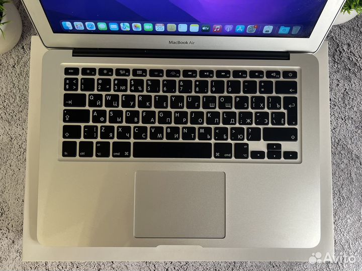 Macbook air 13 2017/i5/8/128