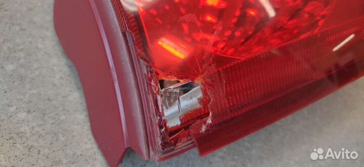 Задняя левая фара на Киа picanto 2007 год