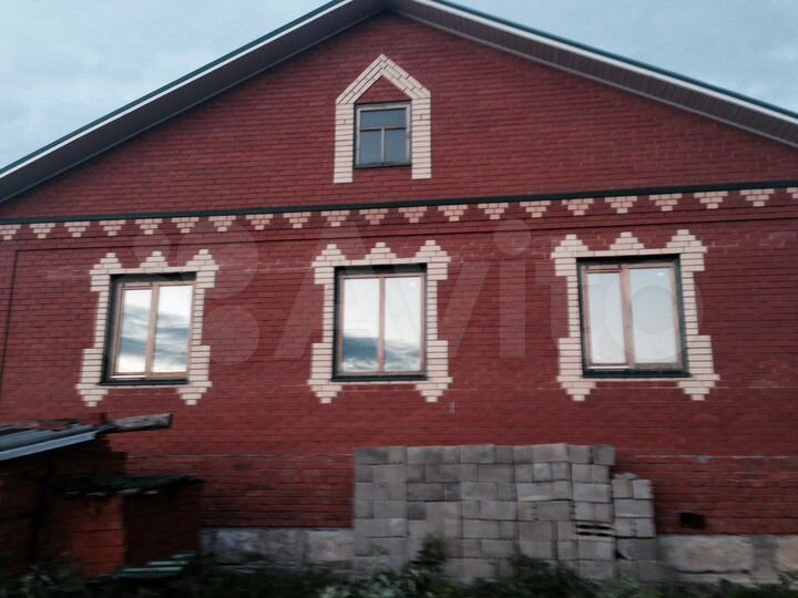 Дом 180 м² на участке 15 сот.