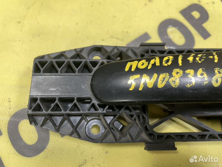 Ручка двери наружная задней правой VW Polo