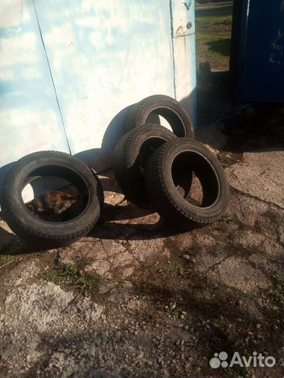 Continental Conti4x4IceContact 215/60 R17 96T