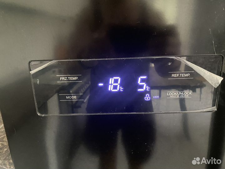 Холодильник Midea MRS518snbl1