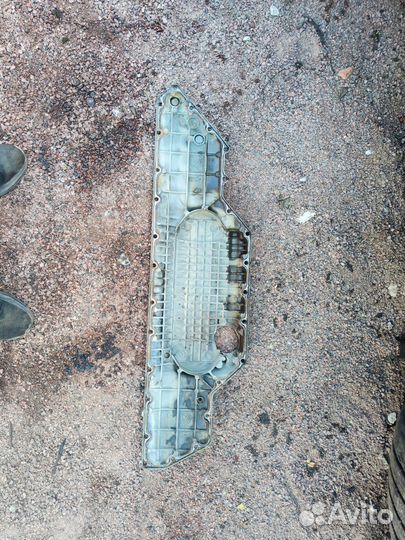 Крышка масляного радиатора Volvo FH12 D12C