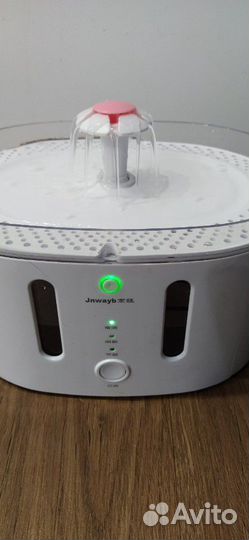 Поилка с функцией фильтрации воды