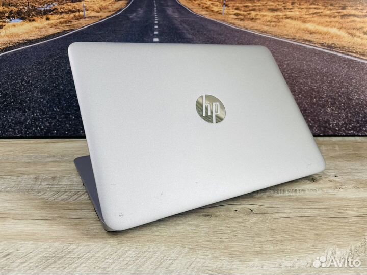 Компактный сенсорный HP на Core i7