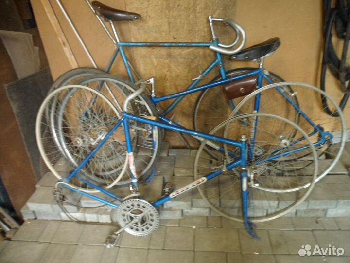 Коллекция изделий харьковского вз \хвз\