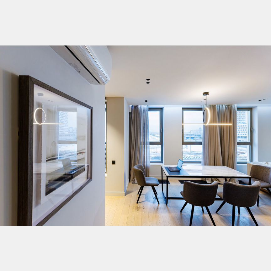 3-к. квартира, 110 м², 3/17 эт.