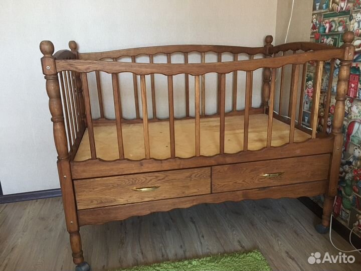 Кроватка детская