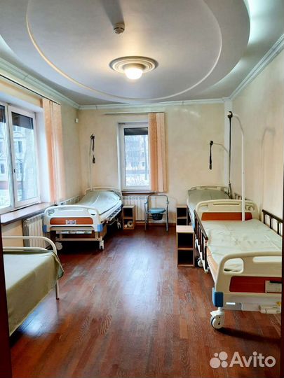 Уход за пожилыми людьми