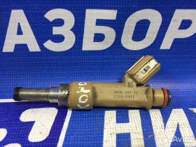 Форсунка Toyota Corolla