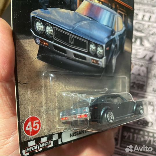 Hot Wheels Premium Nissan Laurel 2000 SGX