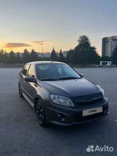 LADA Granta 1.6 МТ, 2017, 182 000 км
