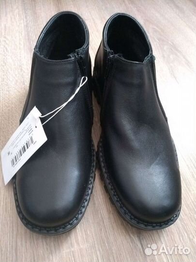 Ботинки 39р