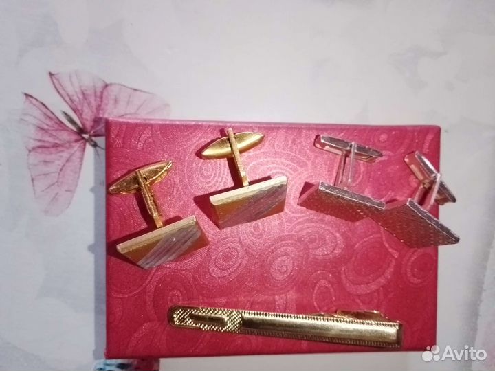 Запонки и зажим для галстука