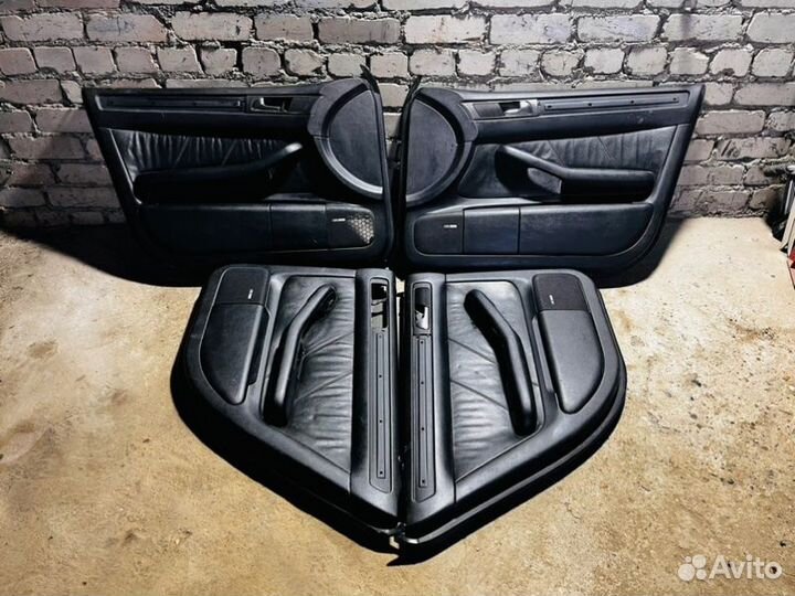 Комплект дверных карт Audi A6C5 4B 2.4BDV 2001