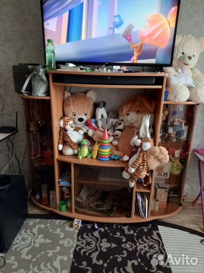 Тумба под телевизор