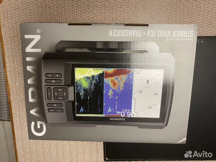 Эхолот Карплоттер Garmin Striker Vivid 7CV
