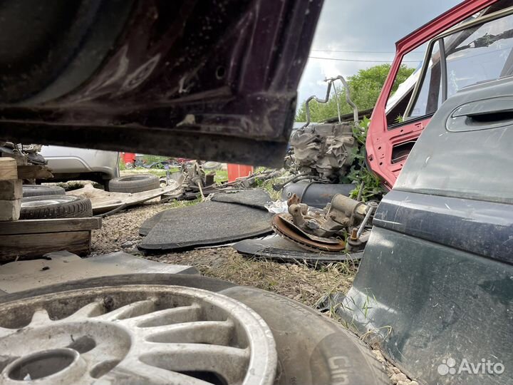 Правые двери ауди 100 с4 45