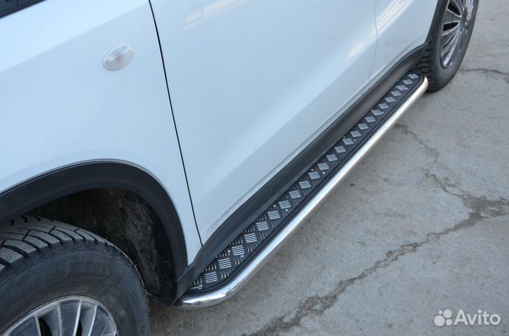 Пороги с накладным листом Suzuki Vitara