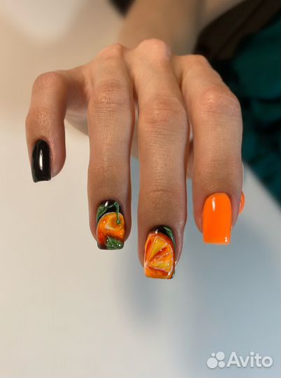 Маникюр и педикюр