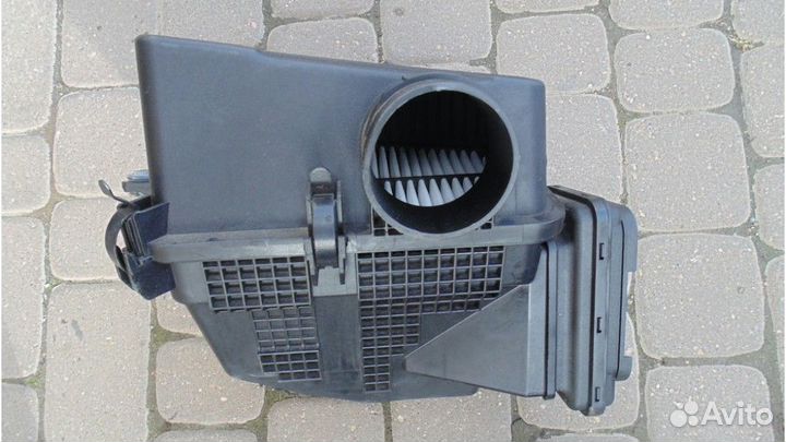 Kia Stinger 2019 Корпус воздушного фильтра левый