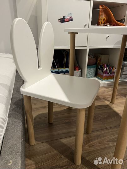 Детский стол и стульчик