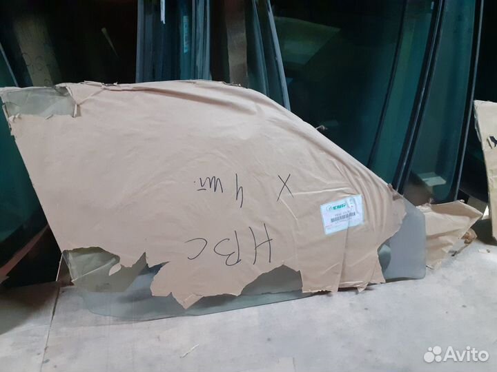 Стекло переднее правое nissan terrano/pathfinder