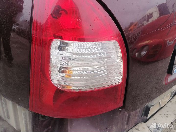 Фонарь Лада калина универсал