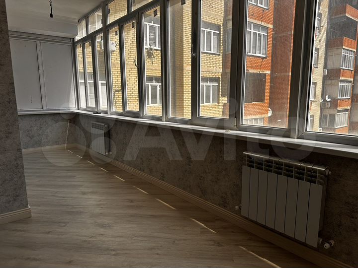 2-к. квартира, 68 м², 6/10 эт.