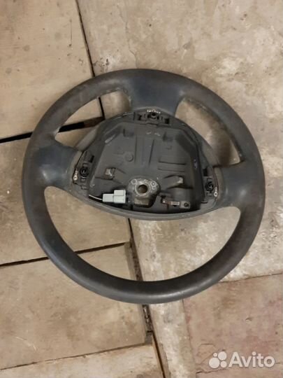 Руль рено логан симбол