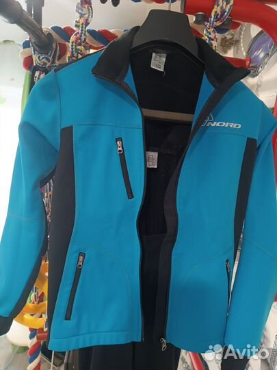 Разминочный костюм лыжный размер 140-148