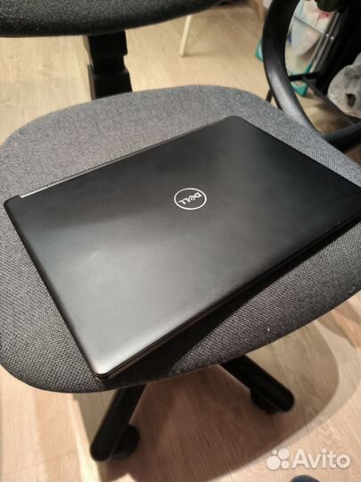 Ноутбук Dell latitude 5480