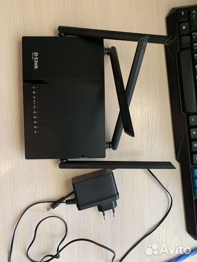 Wi-Fi роутер D-Link DIR-825