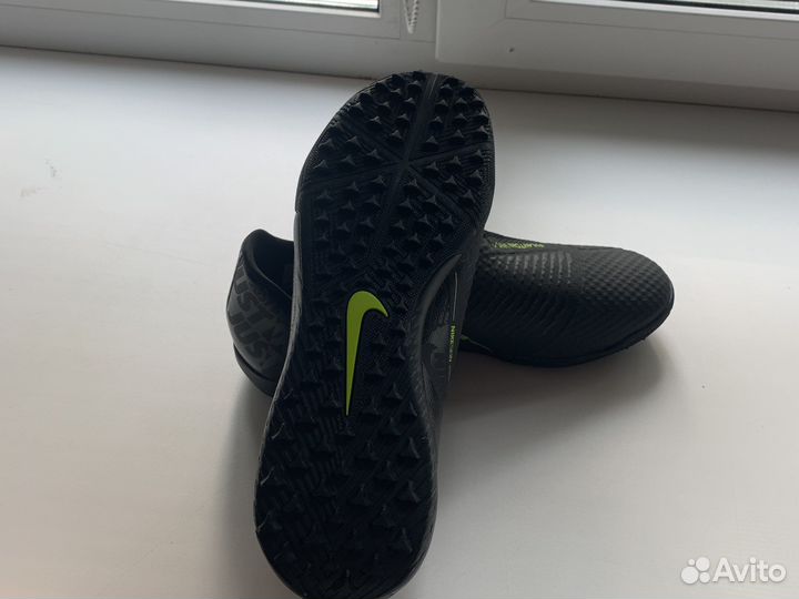 Сороконожки nike phantom
