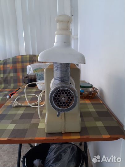 Электро мясорубка Рабочая снак качество