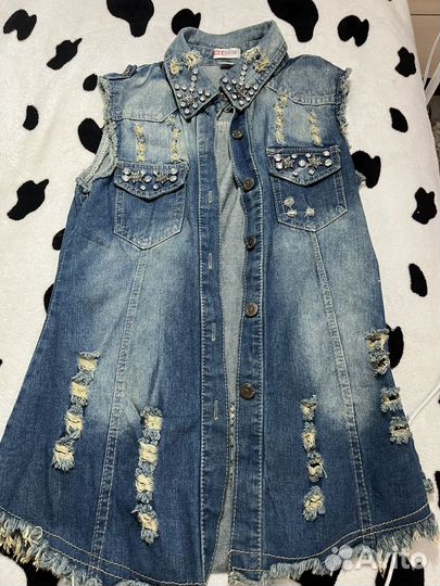 Джинсовая жилетка