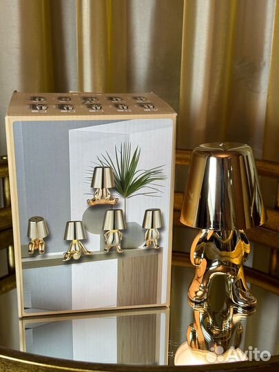 Подарочный ночник золотистого цвета (В)