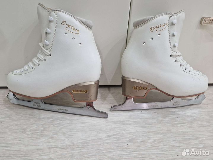 Фигурные коньки edea