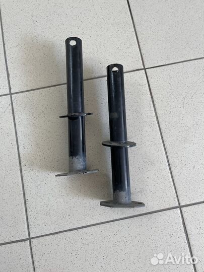 Кронштейн переднего бампера нива 21214