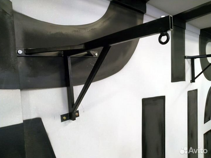 Кронштейн для боксерского мешка