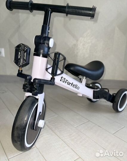Беговел велосипед 2 в 1