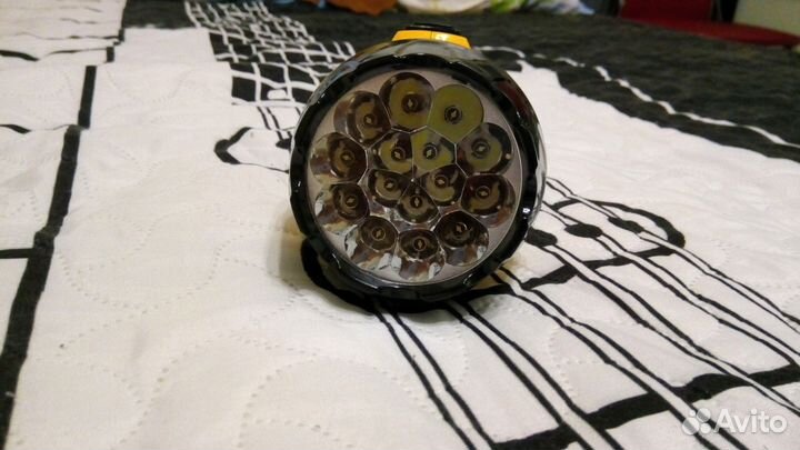 Продам аккумуляторный фонарь